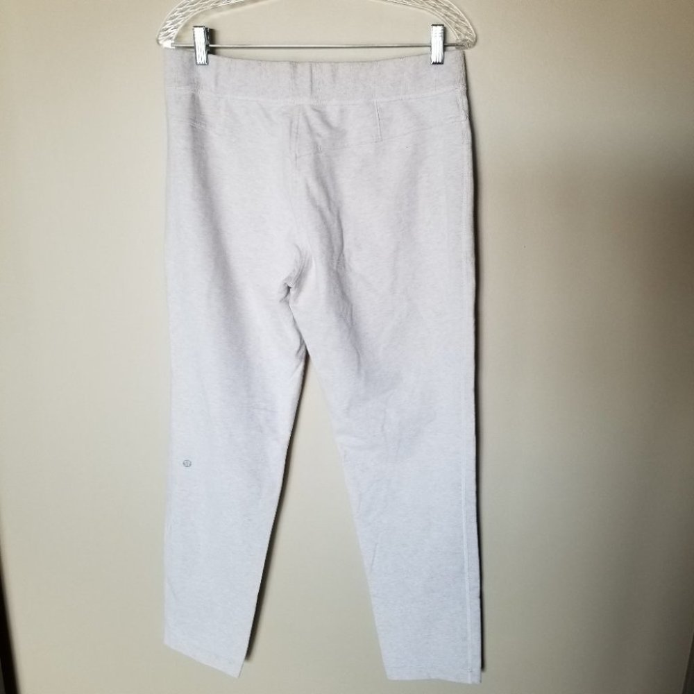 LULULEMON Rejuvenate Sweat Pant Dune 10 - Picture 3 of 12